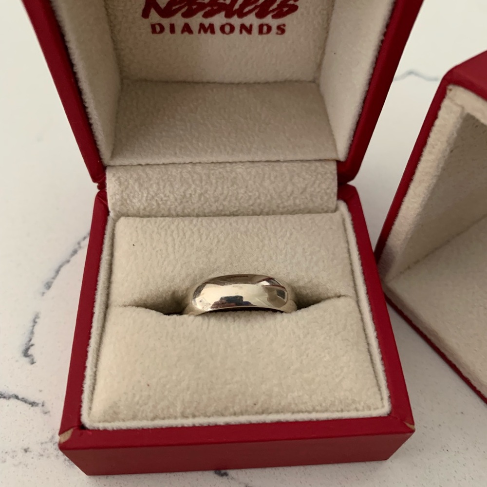 14K White Gold Ring